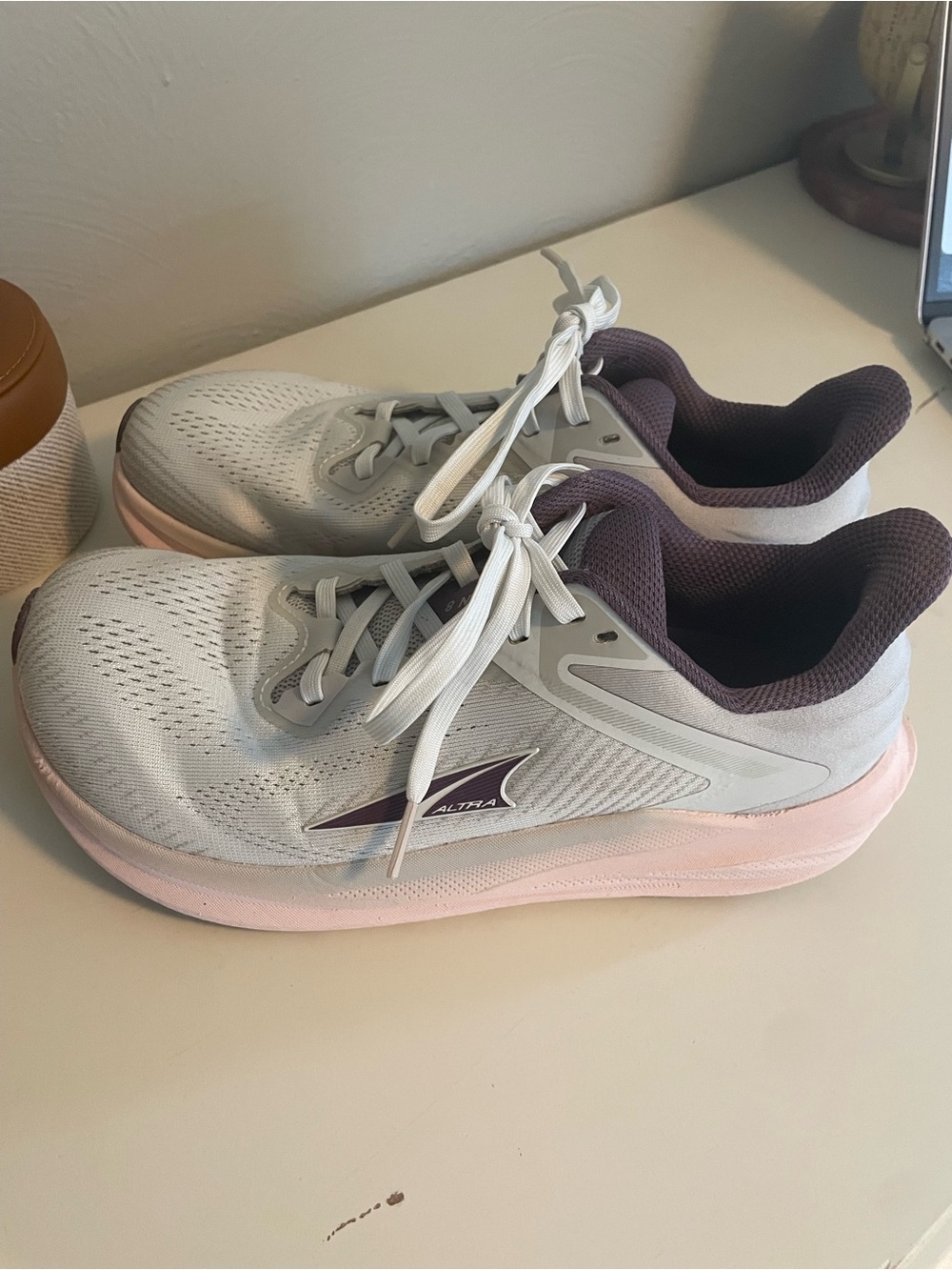 Altra Women's Light Grey Running Shoes with Pink Midsole and Purple Liner